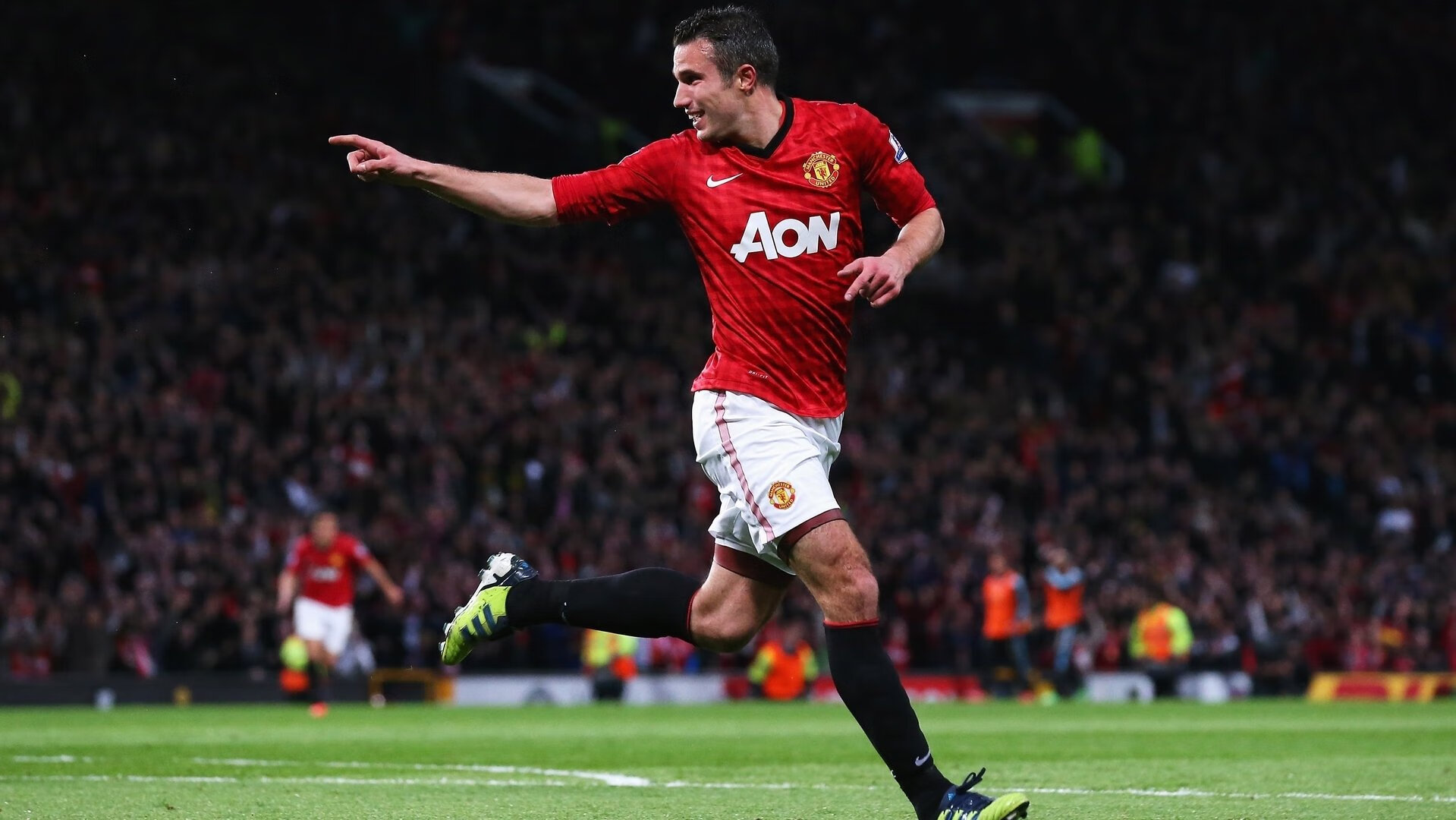 国际足球明星共同推动足球公益，助力青少年成长，国际足球明星名字